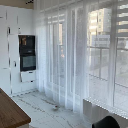 شقة Apartament „Dwie Wieze” كاتوفيتسه المظهر الخارجي الصورة
